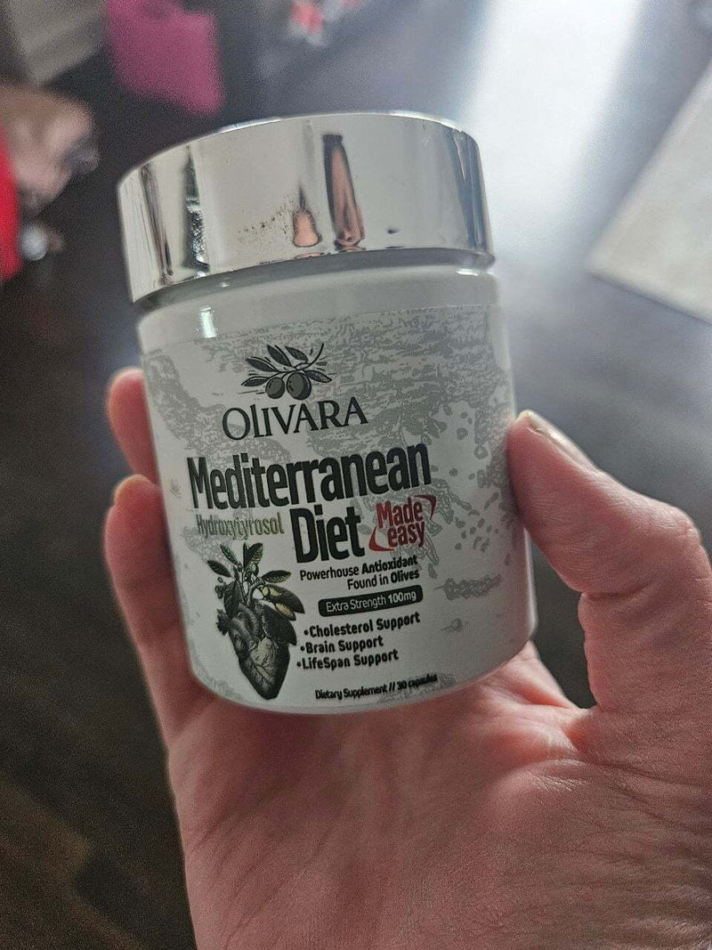 Alyssa P.- “I’m not into complicated wellness routines, so this was perfect. One capsule a day and I feel like I’m supporting my body in a meaningful way.”
